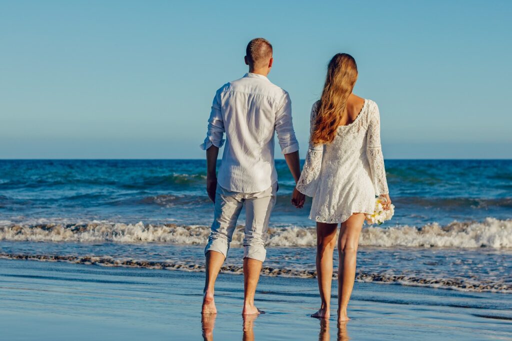 wedding, beach, love-Expectations in a New Relationship