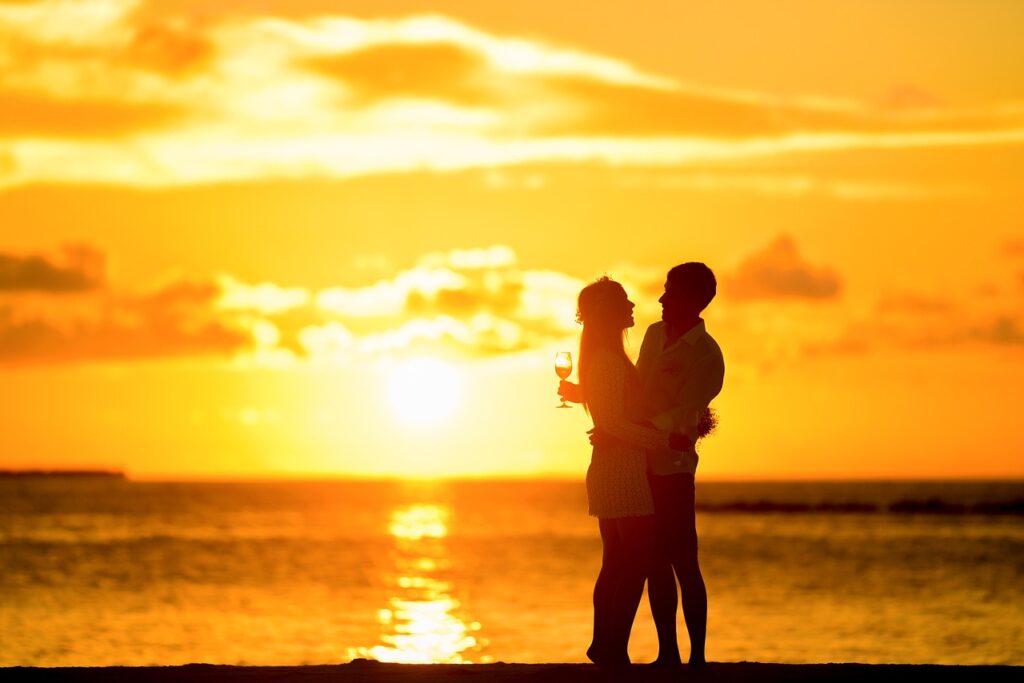 couple, silhouette, beach-Romantic Gestures