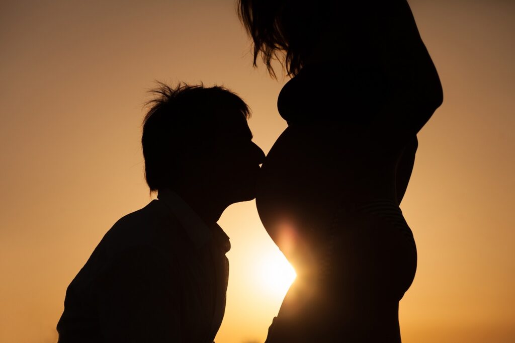 pregnancy, love, pregnant Nurturing Your Relationship