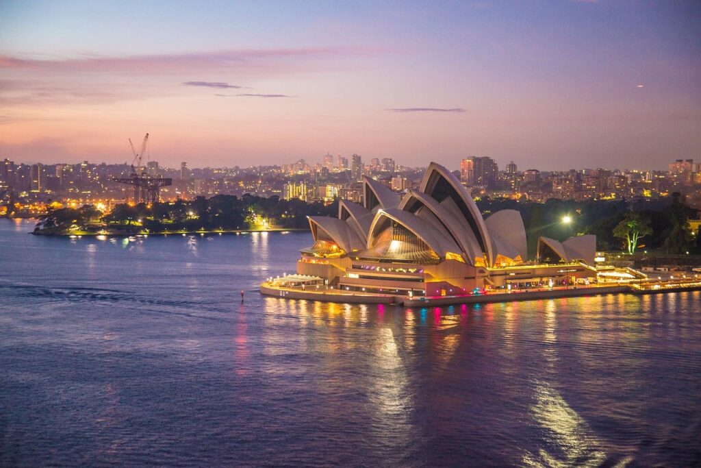 sydney opera house, sydney, architecture
Best Cities for Single Women to Live